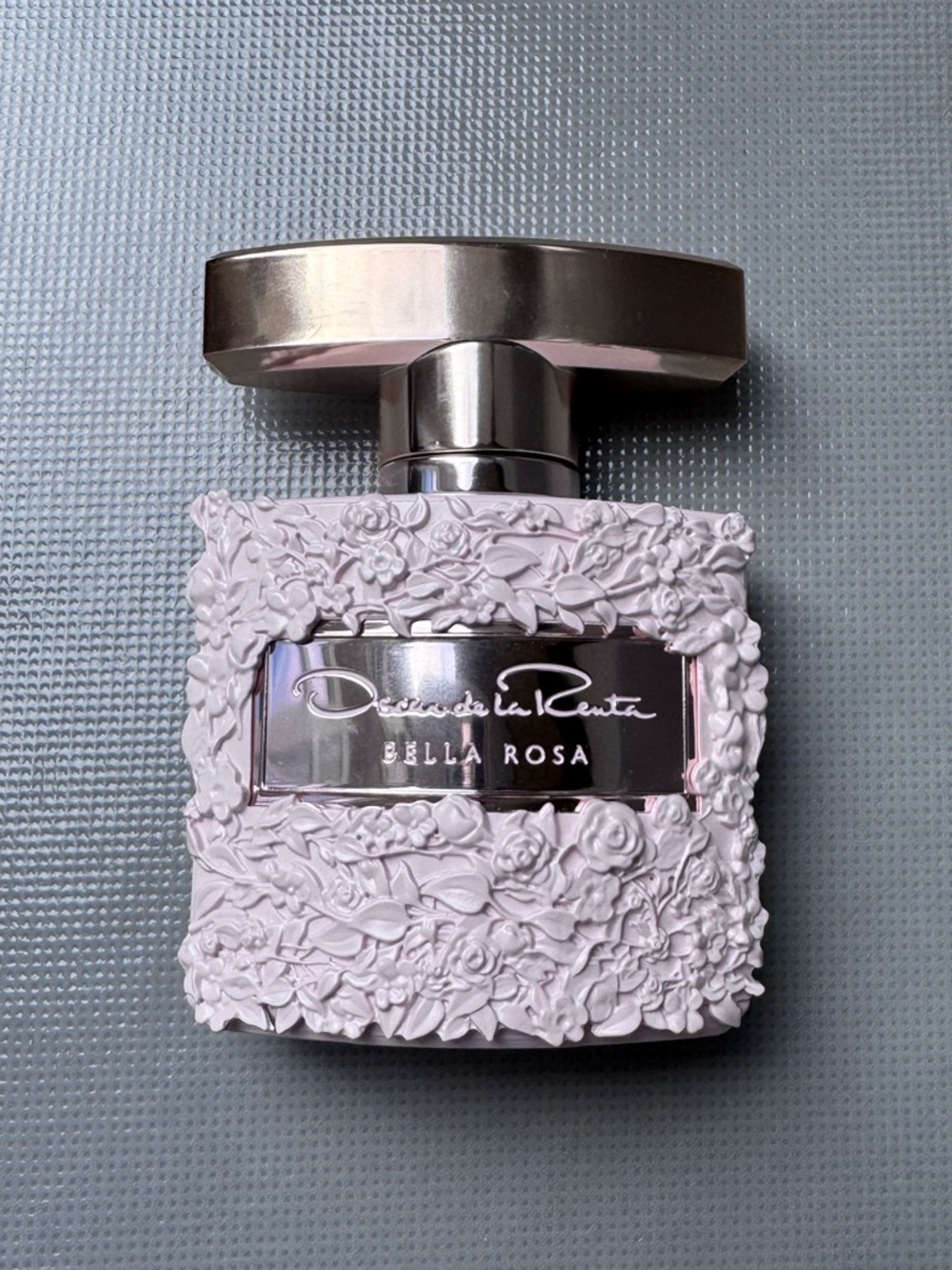 Oscar De La Renta Bella Rosa - Picture 2 of 4